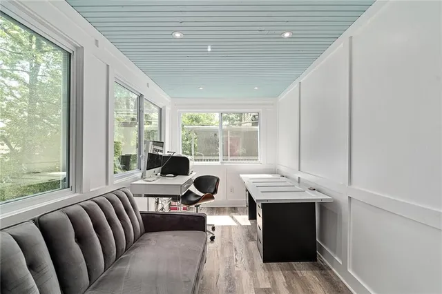 $700,000 | 4033 Warwick Boulevard, Kansas City, MO 64111