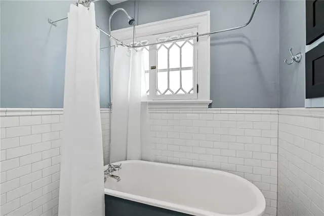 $700,000 | 4033 Warwick Boulevard, Kansas City, MO 64111