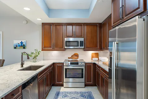 $760,000 | 814 Bay Colony Drive South, Juno Beach, FL 33408