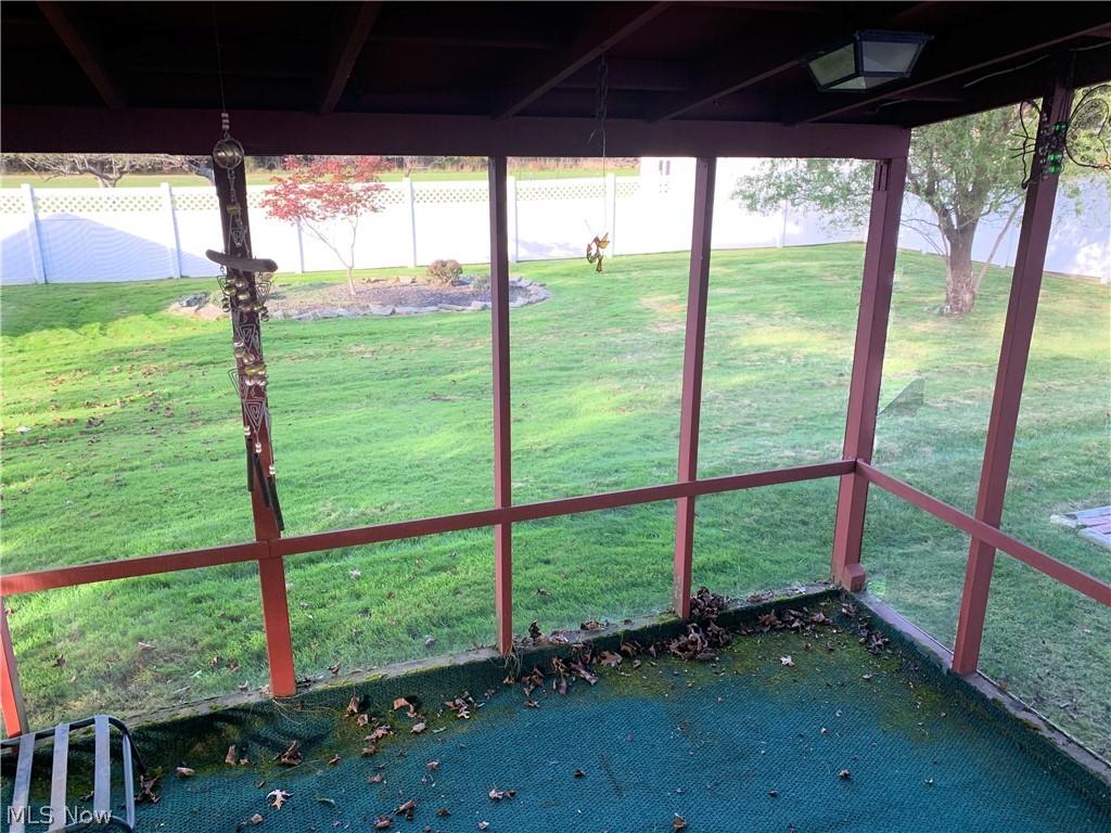 4635 Ammon Road Cleveland, OH 44143 - Photo 9 of 28