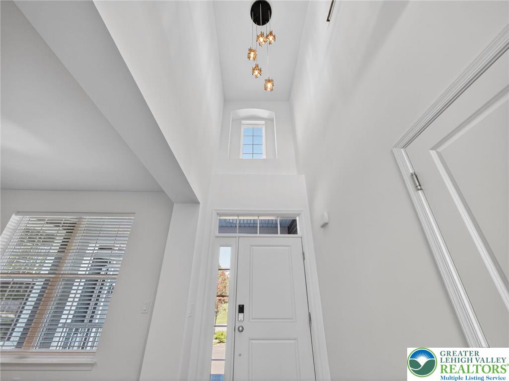 477 Newlins Road East Easton, PA 18040 - Photo 5 of 69 Dramatic 2 story foyer