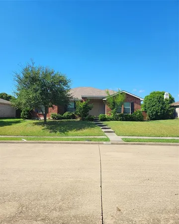 $2,045 | 2513 Barksdale Drive, Rockwall, TX 75032