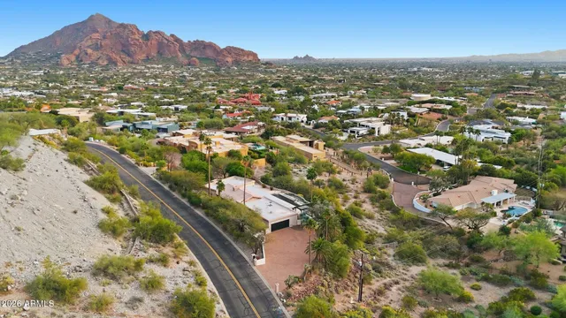 $3,195,000 | 4021 East Lamar Road, Unit 27, Paradise Valley, AZ 85253