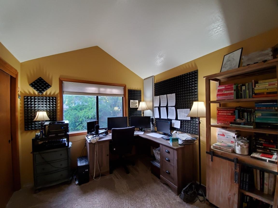812 Crestbrook Road Medford, OR 97504 - Photo 10 of 21 812crestbrook-10