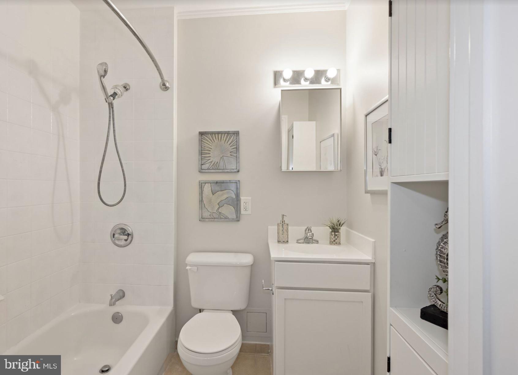800 4th Street Southwest, Unit S803 Washington, DC 20024 - Photo 20 of 33