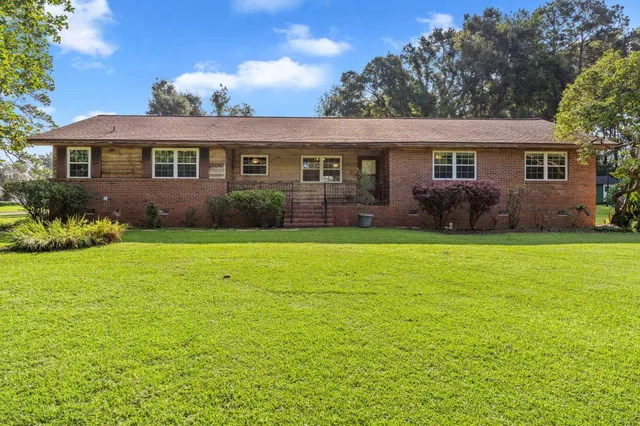 $299,900 | 4905 Vernon Road, Tallahassee, FL 32317