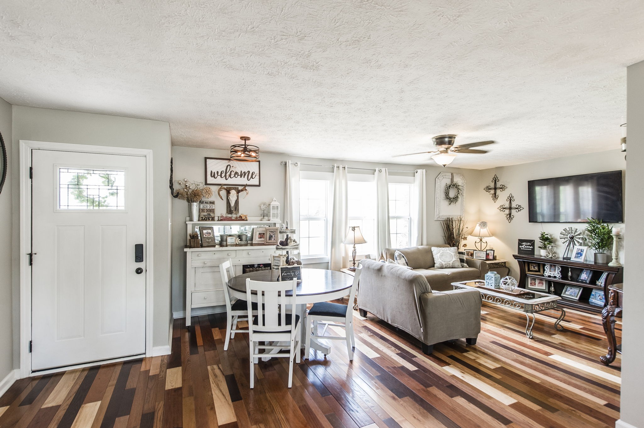 3014 Academy Road Portland, TN 37148 - Photo 6 of 42 a living room with furniture and a wooden floor