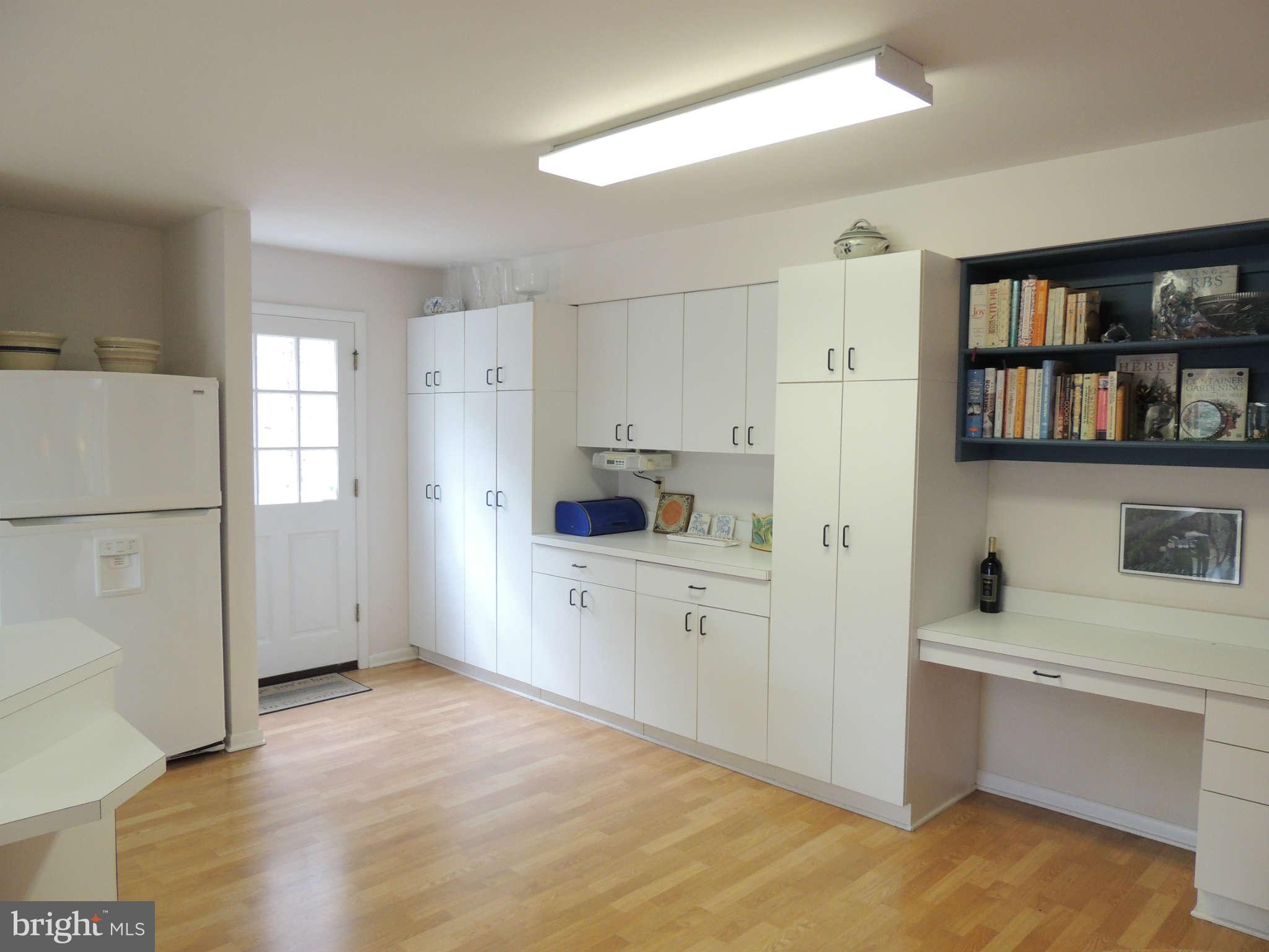 4320 Carrington Road Markham, VA 22643 - Photo 19 of 30 Kitchen