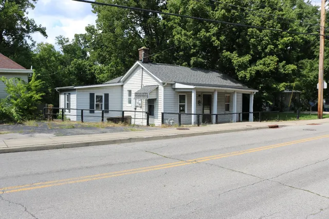 $69,900 | 110 West Conwell Street, Aurora, IN 47001