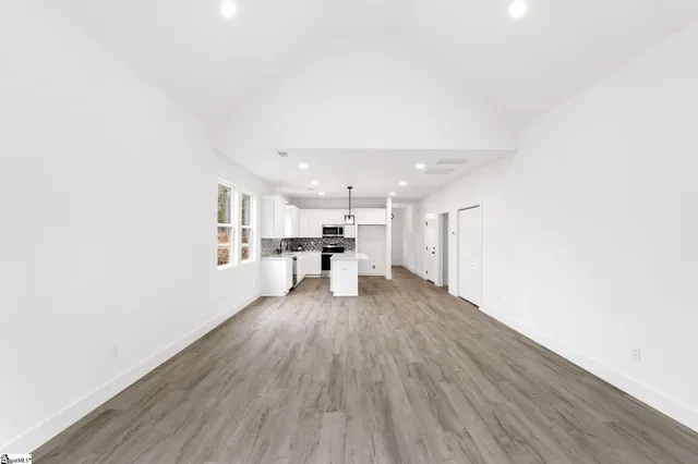 $315,000 | 115 Hillcrest Circle, Anderson, SC 29624