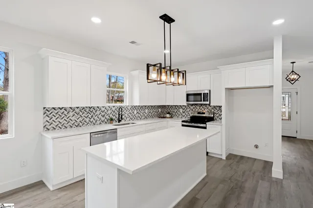 $315,000 | 115 Hillcrest Circle, Anderson, SC 29624