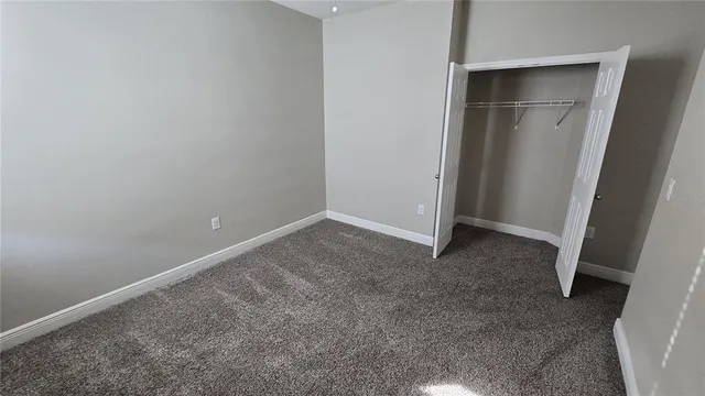 $450,000 | 5919 Esker Falls Lane, Lithia, FL 33547