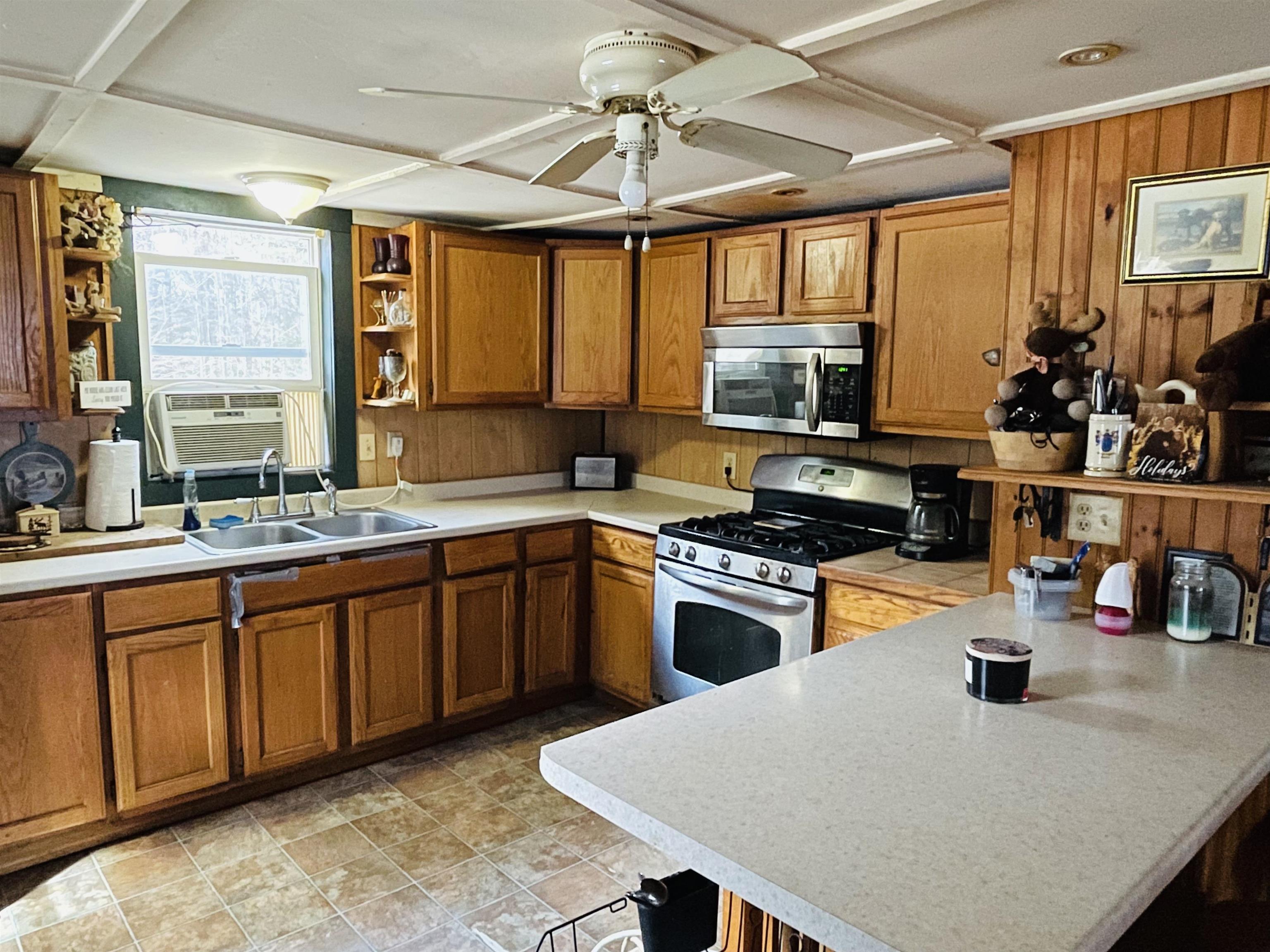 323 River Road Bethlehem, NH 03574 - Photo 9 of 26 Gallery Image 9