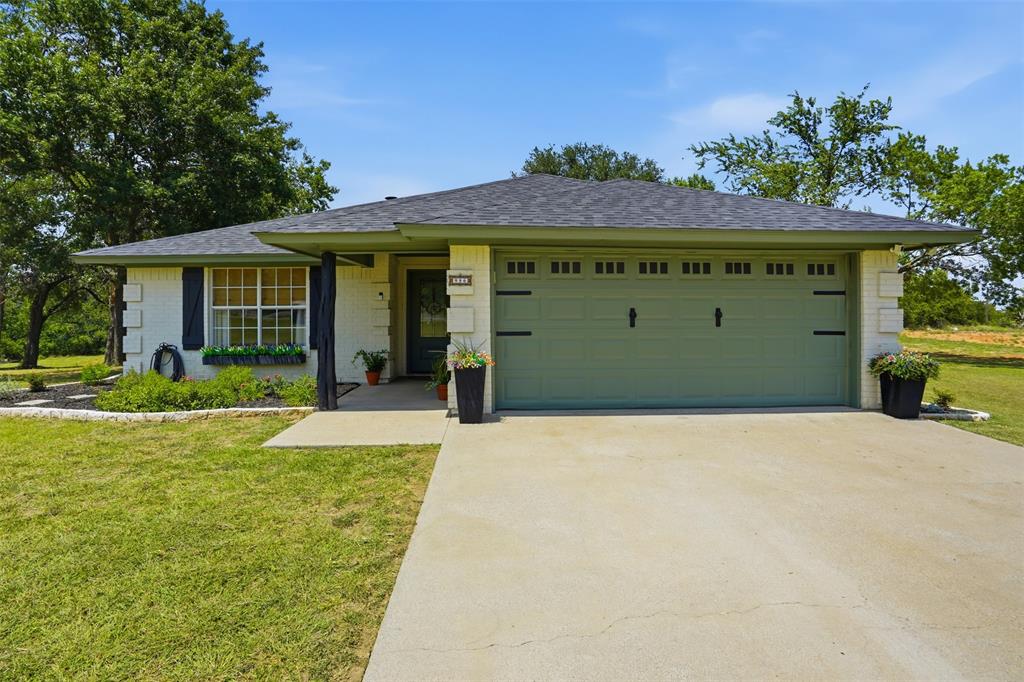 986 Eagles Way Springtown, TX 76082 - Photo 1 of 39 Gallery Image 1
