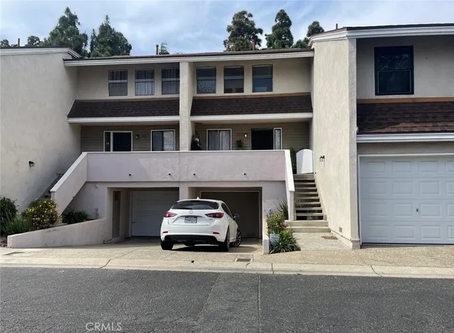 $475,000 | 404 Brighton Springs, Costa Mesa, CA 92627
