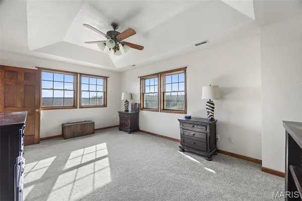 $792,500 | 33992 Garrett Road, Richland, MO 65556