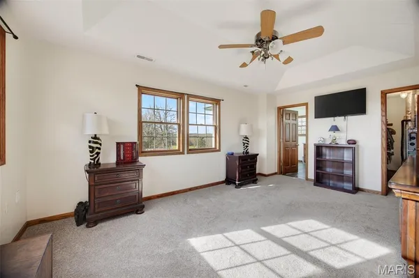 $792,500 | 33992 Garrett Road, Richland, MO 65556