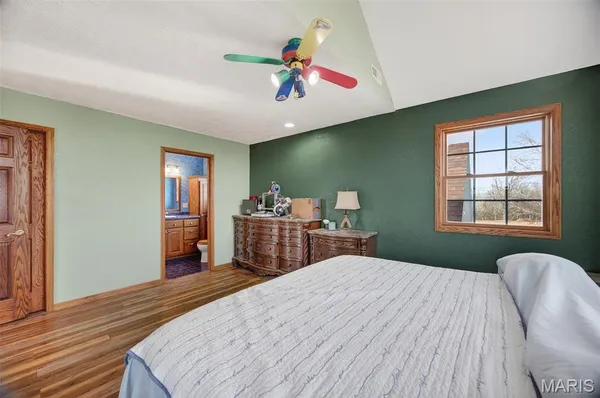 $792,500 | 33992 Garrett Road, Richland, MO 65556