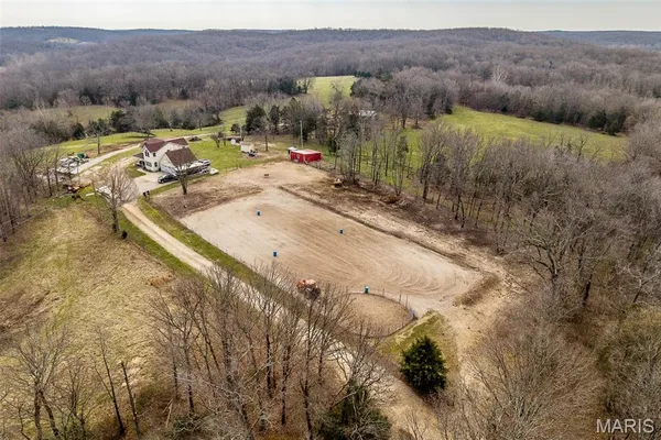$792,500 | 33992 Garrett Road, Richland, MO 65556