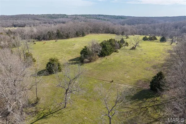 $792,500 | 33992 Garrett Road, Richland, MO 65556