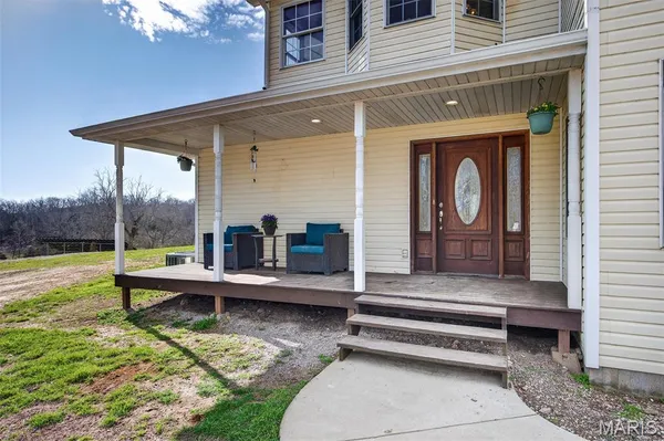 $792,500 | 33992 Garrett Road, Richland, MO 65556