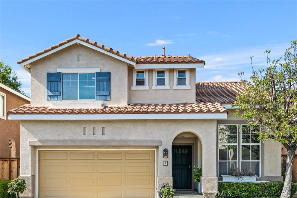 9 Acorn Ridge Rancho Santa Margarita, CA 92688 - Photo 2 of 39 Take another look at your new home