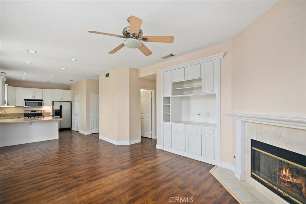 9 Acorn Ridge Rancho Santa Margarita, CA 92688 - Photo 22 of 39 This home has built-in custom cabinets