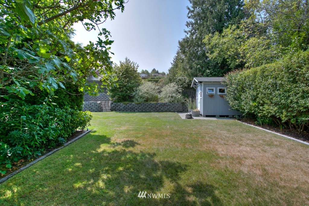 12421 87th Avenue South Renton, WA 98057 - Photo 20 of 24 Gallery Image 20