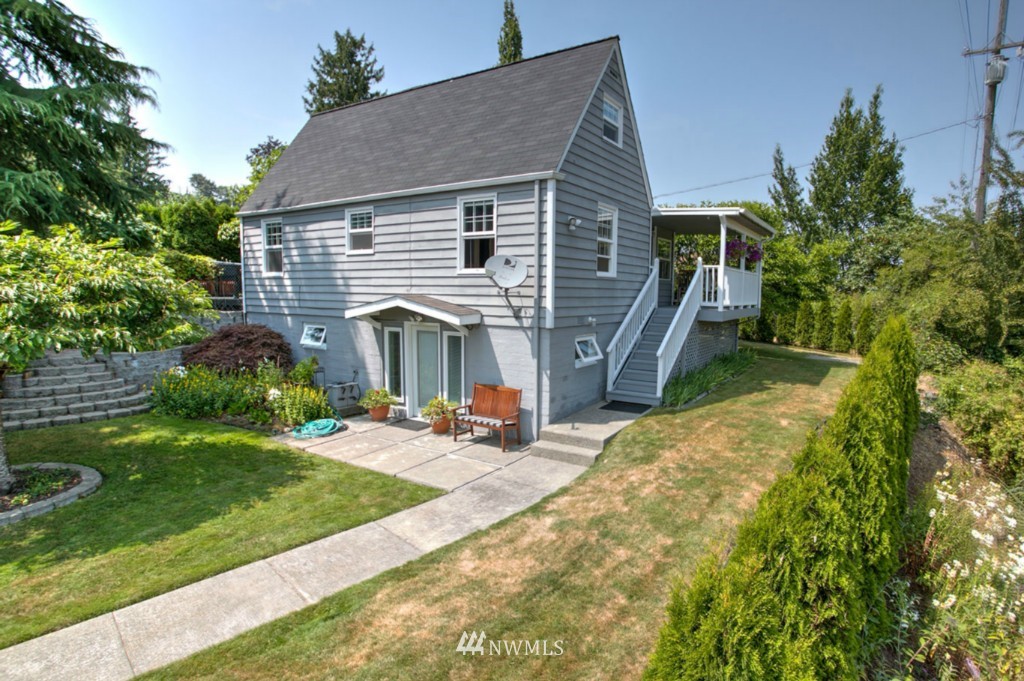 12421 87th Avenue South Renton, WA 98057 - Photo 24 of 24 Gallery Image 24