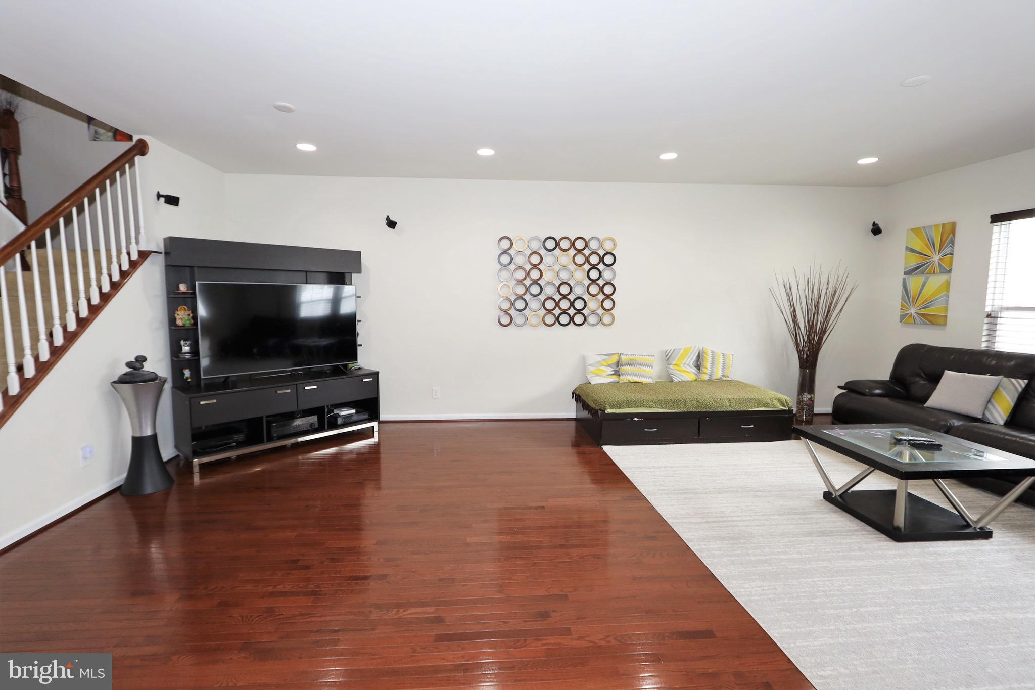 23552 Christina Ridge Square Ashburn, VA 20148 - Photo 13 of 52 Gallery Image 13