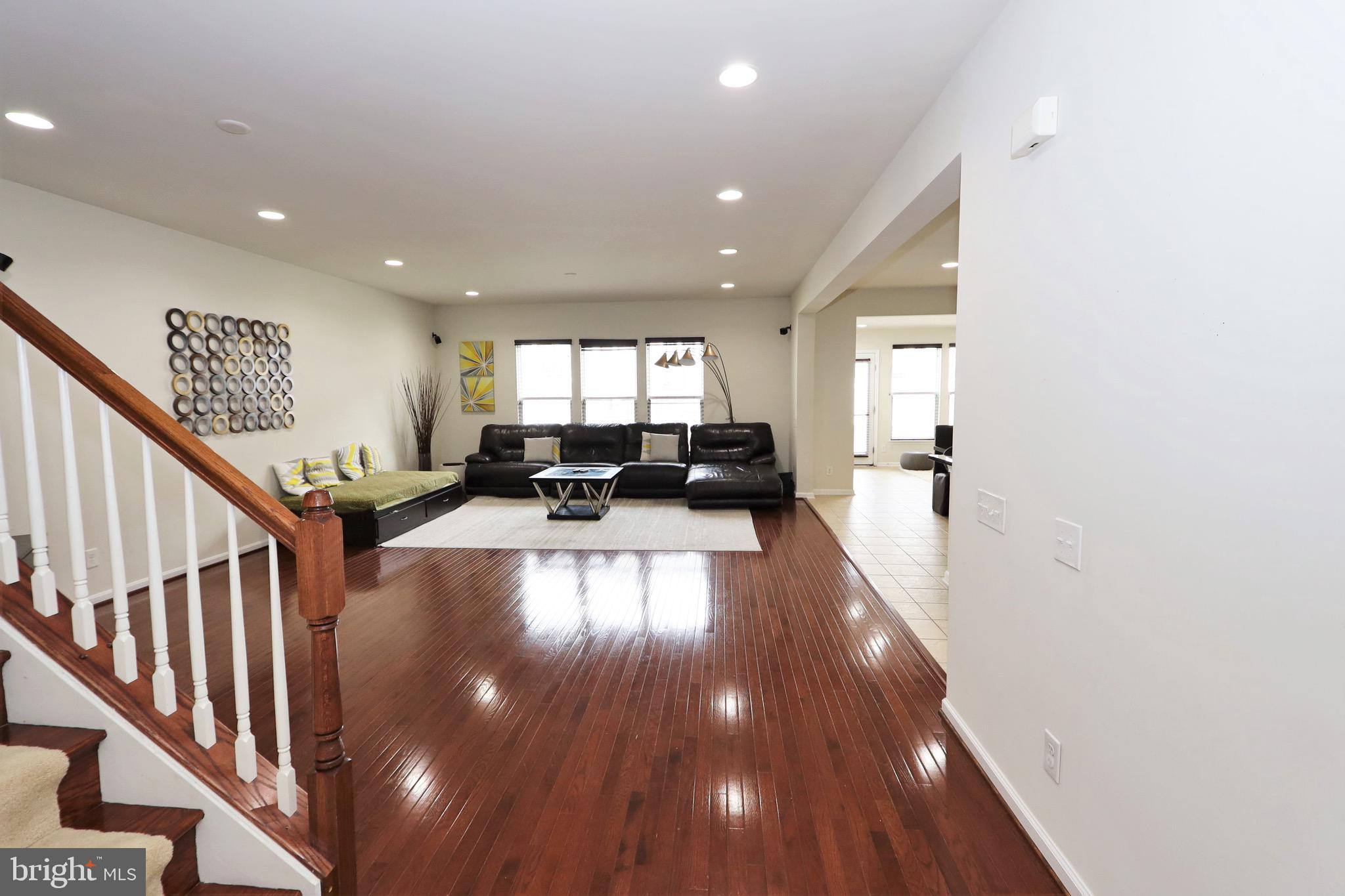 23552 Christina Ridge Square Ashburn, VA 20148 - Photo 18 of 52 Gallery Image 18
