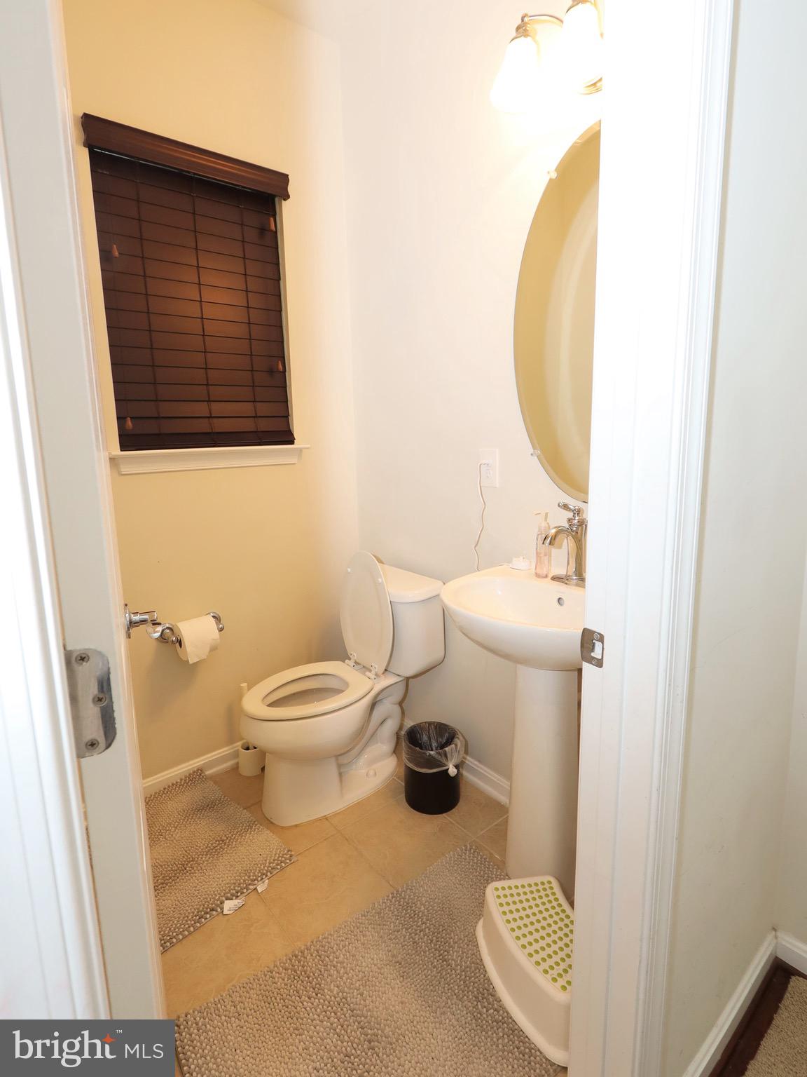 23552 Christina Ridge Square Ashburn, VA 20148 - Photo 19 of 52 Gallery Image 19