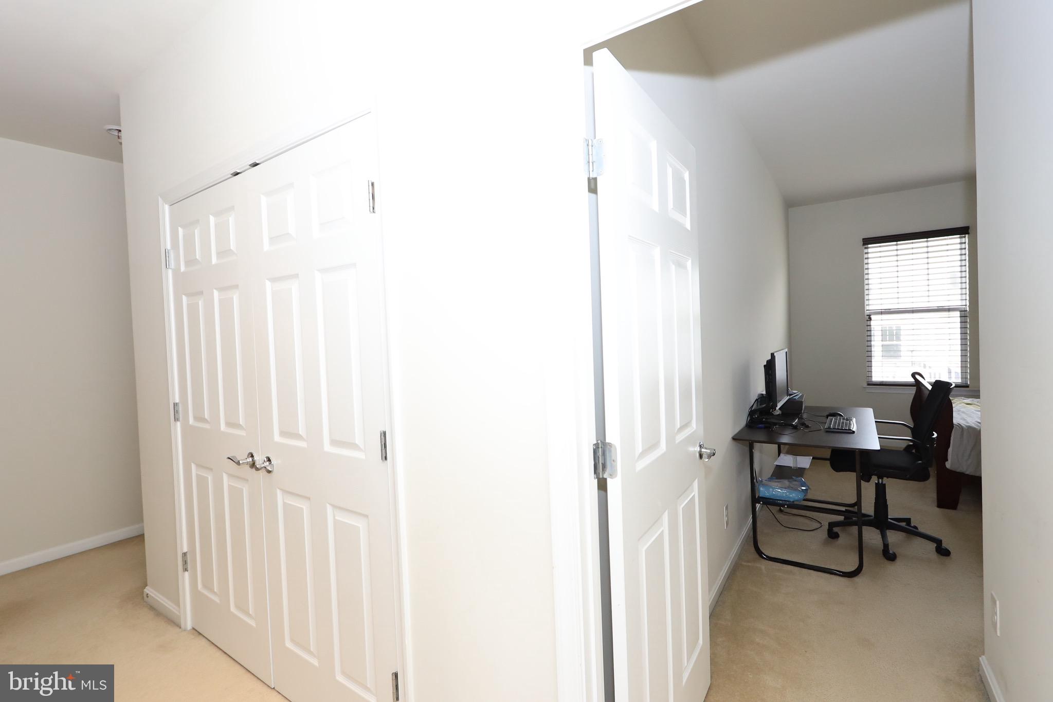 23552 Christina Ridge Square Ashburn, VA 20148 - Photo 35 of 52 Gallery Image 35