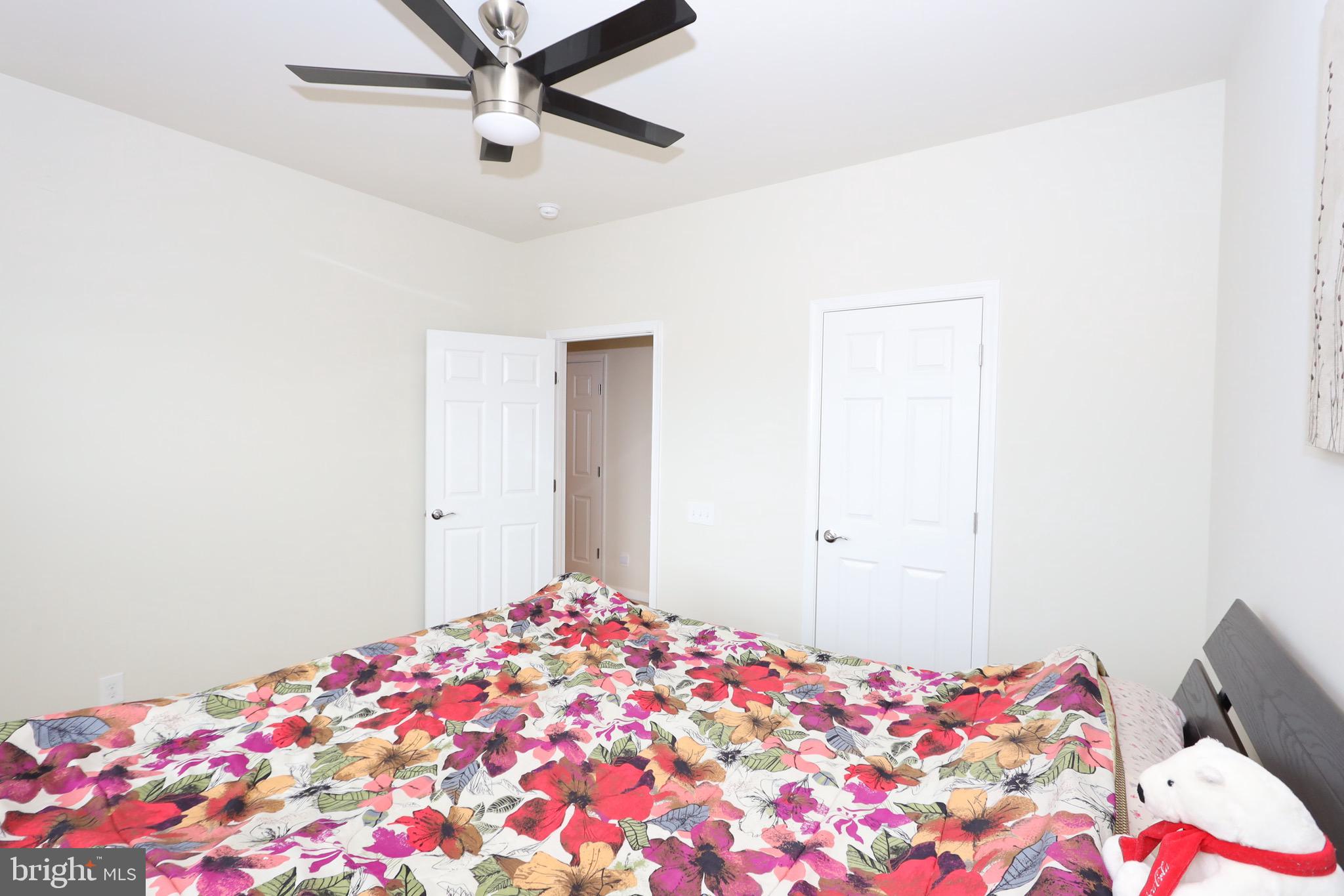 23552 Christina Ridge Square Ashburn, VA 20148 - Photo 37 of 52 Gallery Image 37