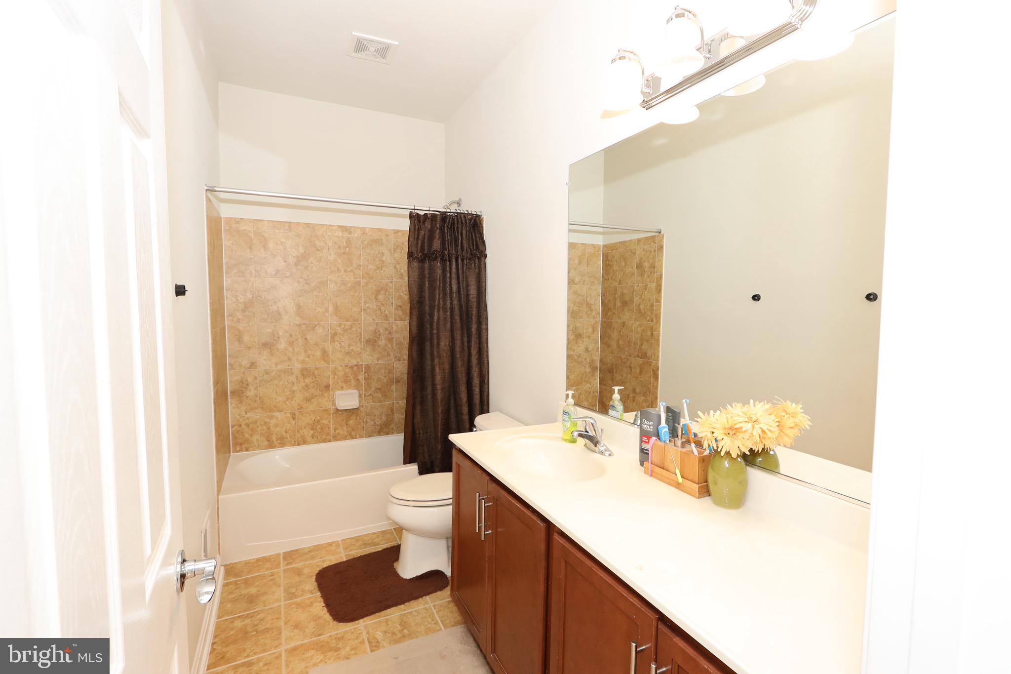 23552 Christina Ridge Square Ashburn, VA 20148 - Photo 43 of 52 Gallery Image 43