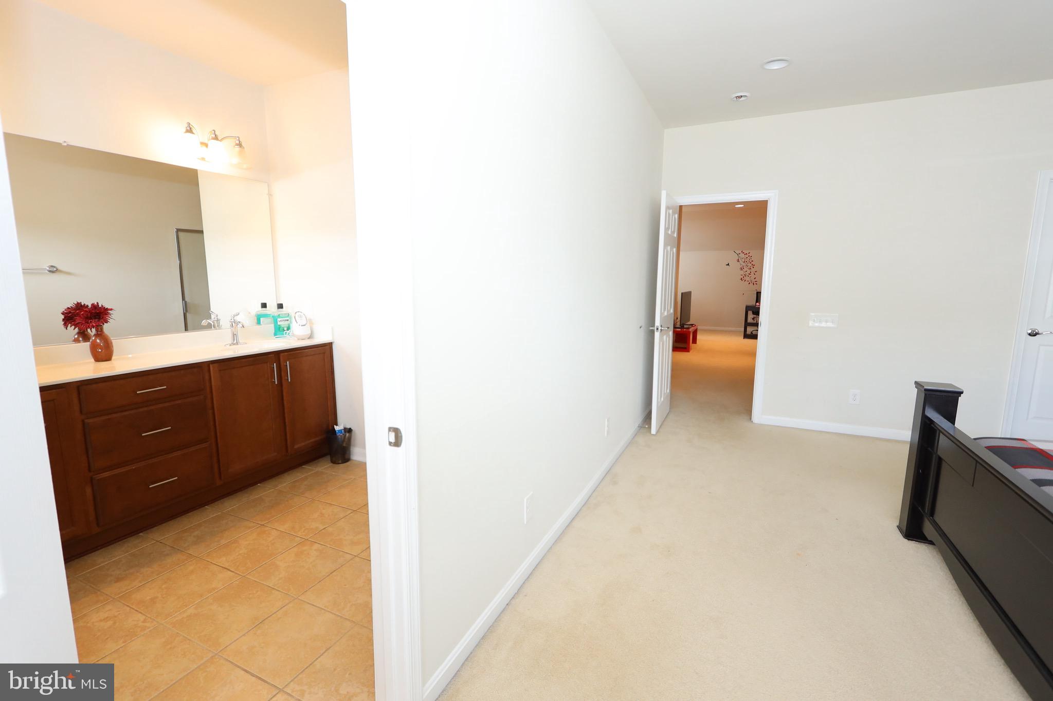 23552 Christina Ridge Square Ashburn, VA 20148 - Photo 45 of 52 Gallery Image 45