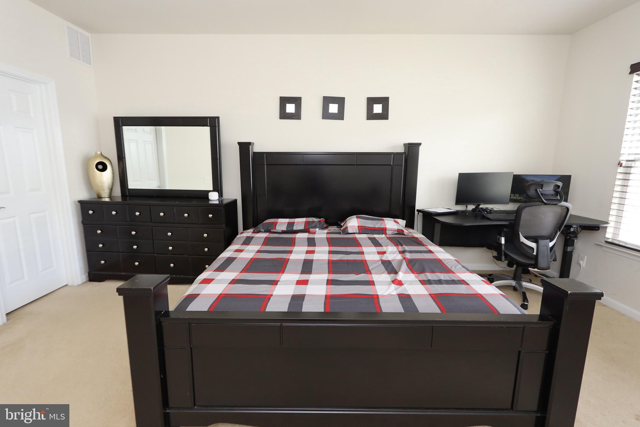 23552 Christina Ridge Square Ashburn, VA 20148 - Photo 48 of 52 Gallery Image 48