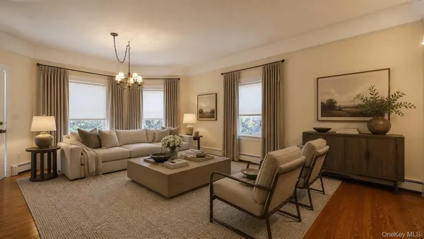 $2,800 | 14 Karen Court, Unit 1, Oyster Bay, NY 11771
