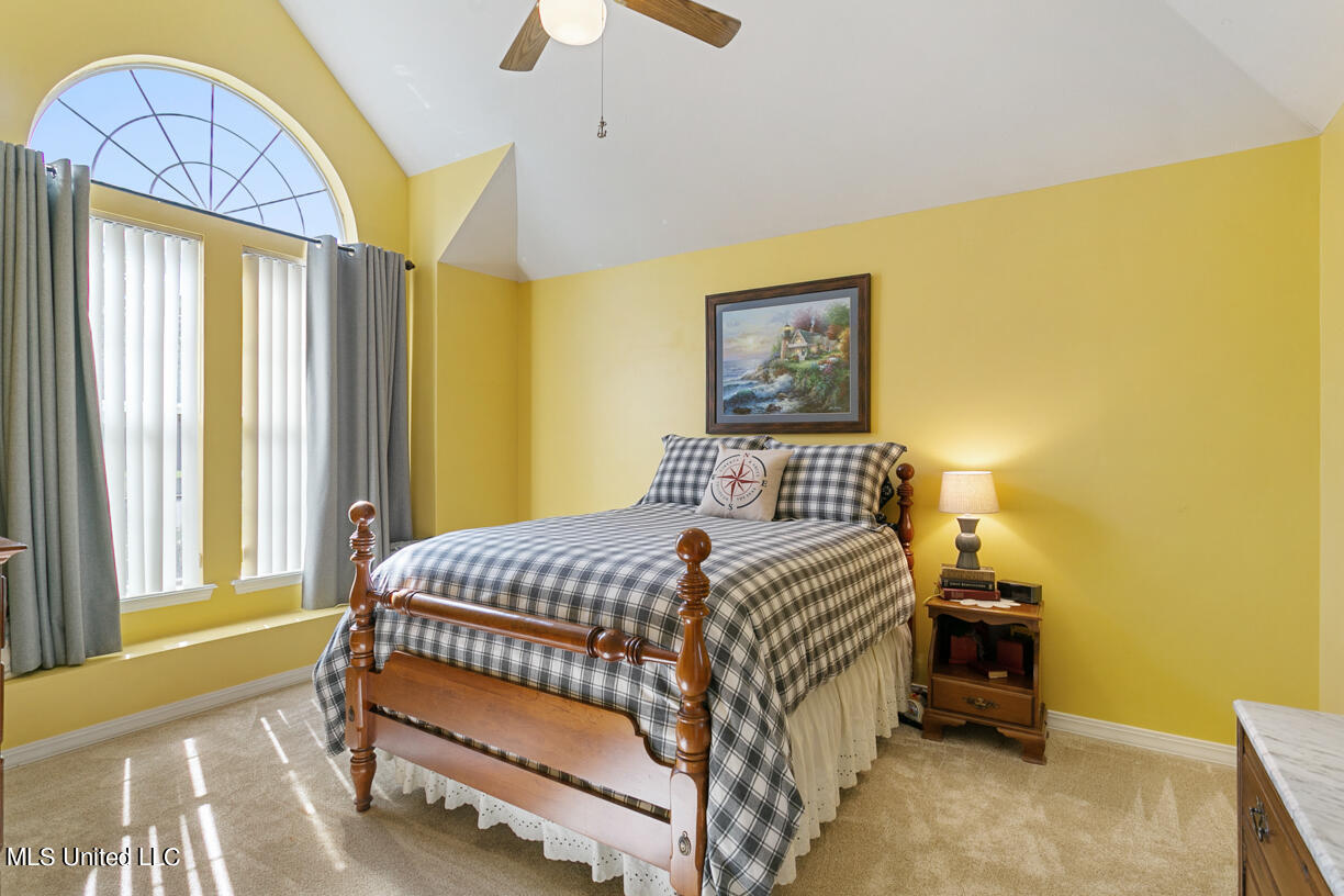 418 Friday Harbour Ridgeland, MS 39157 - Photo 6 of 23 Master Bedroom