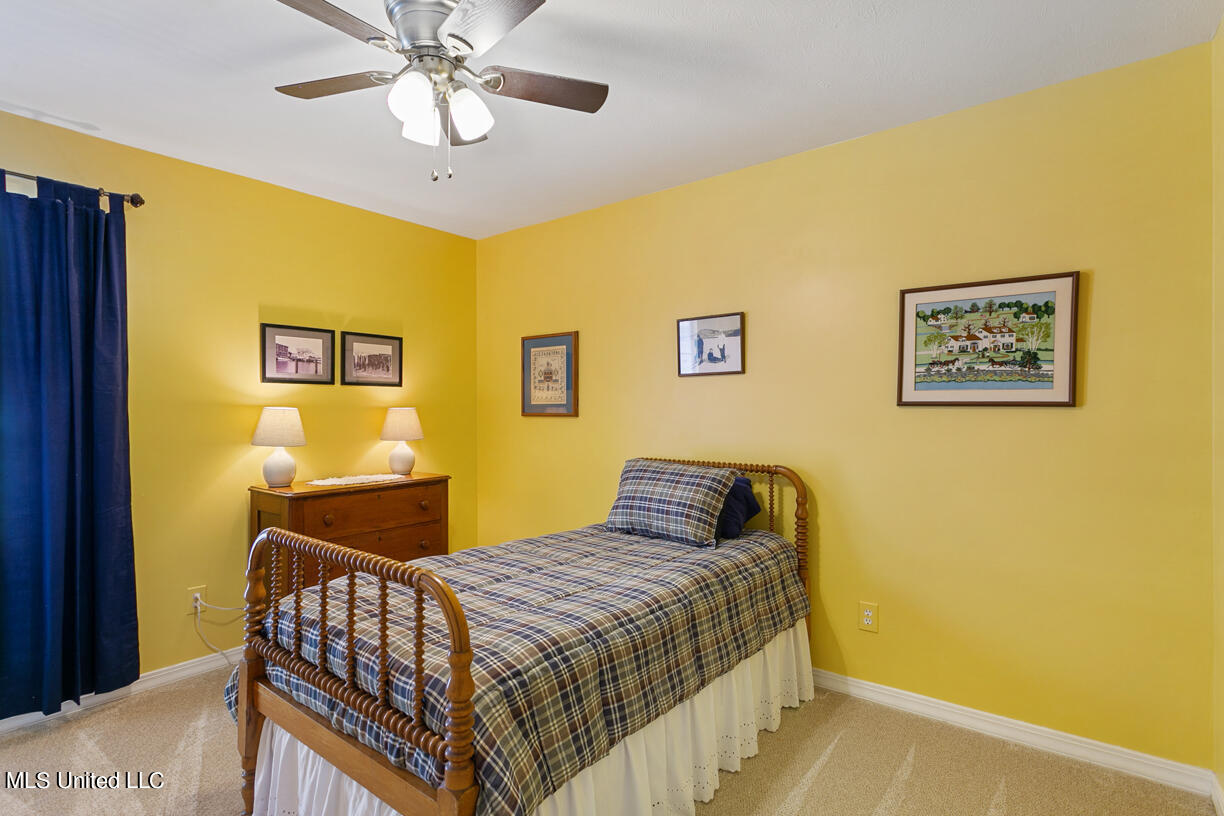 418 Friday Harbour Ridgeland, MS 39157 - Photo 10 of 23 Secondary Bedroom