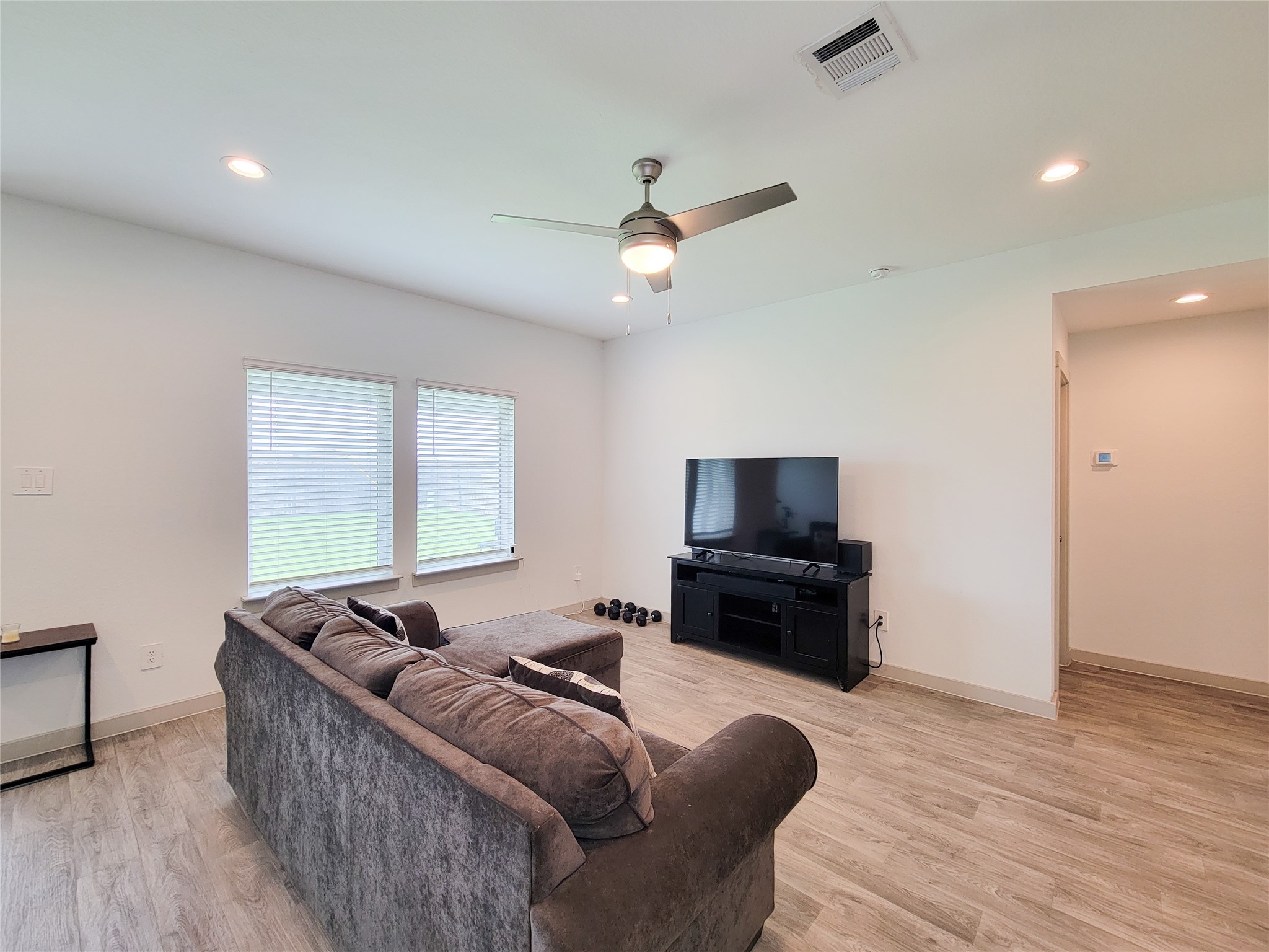 7919 Grey Wolfe Lane Rosharon, TX 77583 - Photo 11 of 24 Gallery Image 11