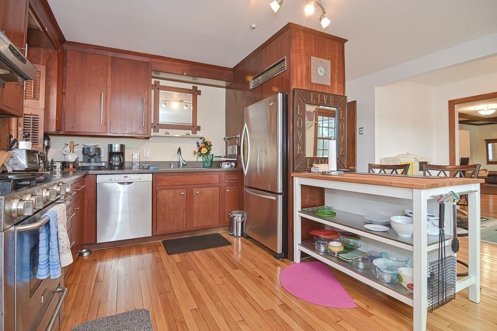 135 Warren Road Framingham, MA 01702 - Photo 18 of 42 Gallery Image 18