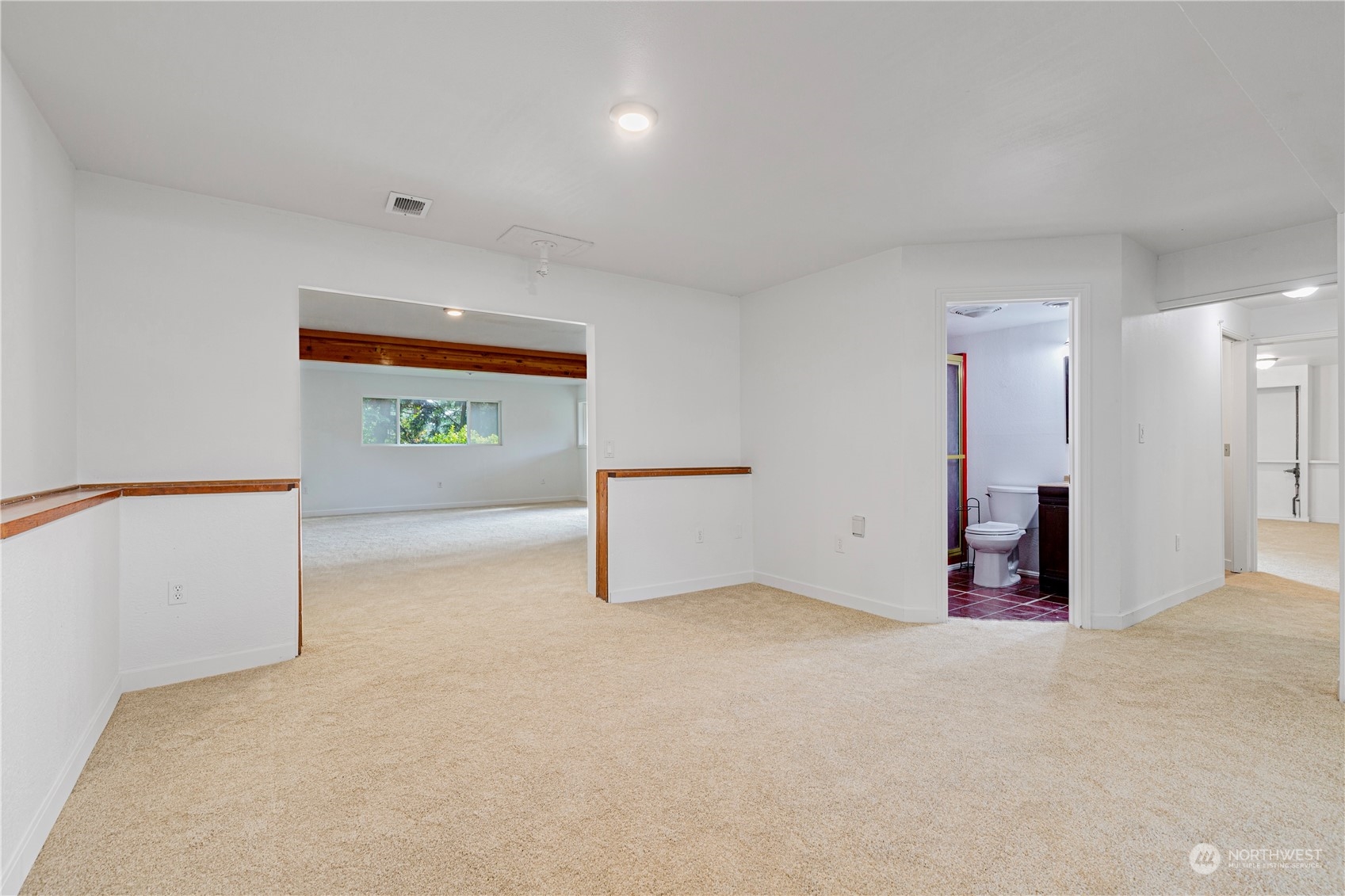 25706 35th Place South Kent, WA 98032 - Photo 23 of 35 an empty room with a window