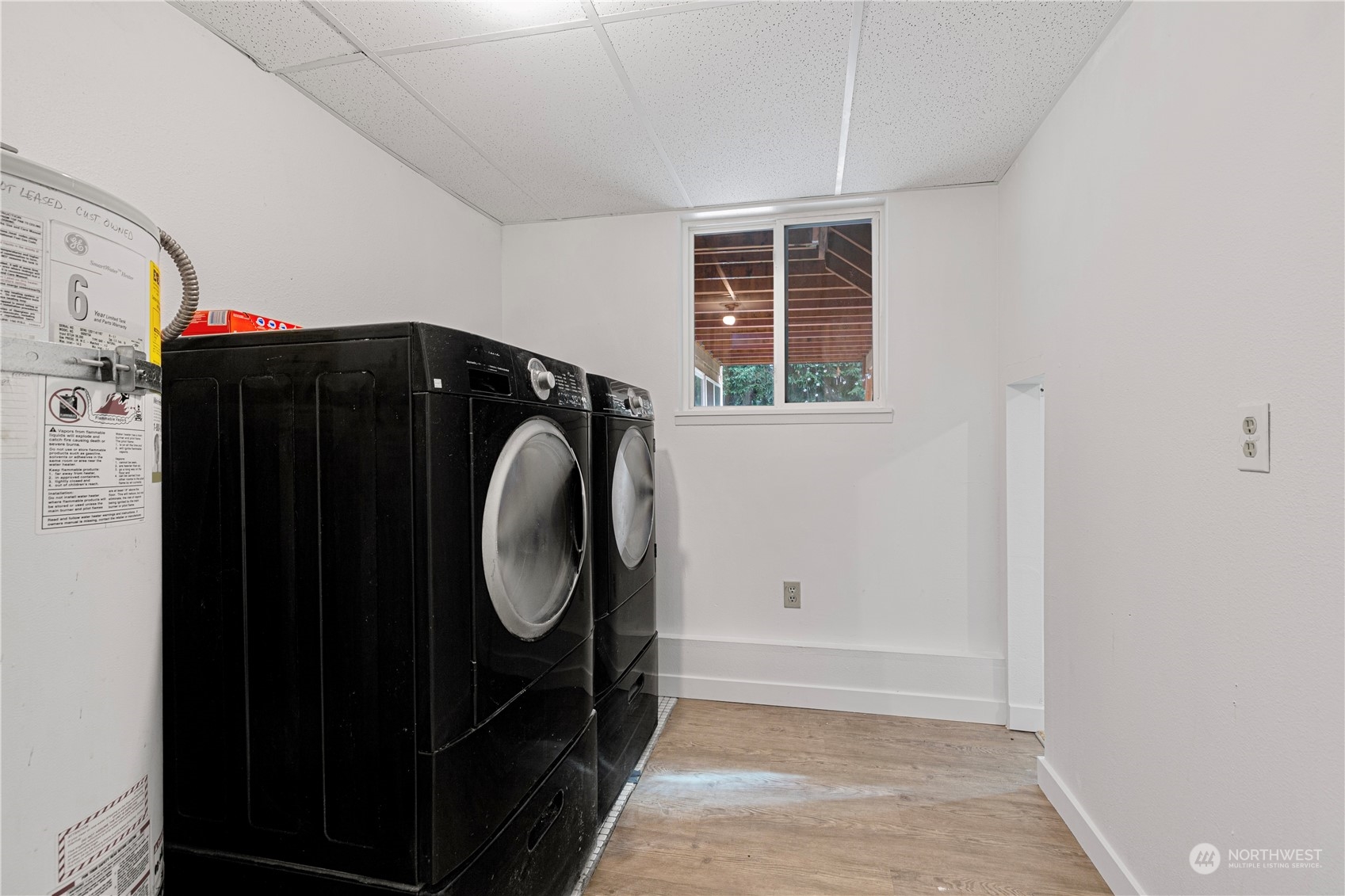 25706 35th Place South Kent, WA 98032 - Photo 28 of 35 a utility room with dryer and washer