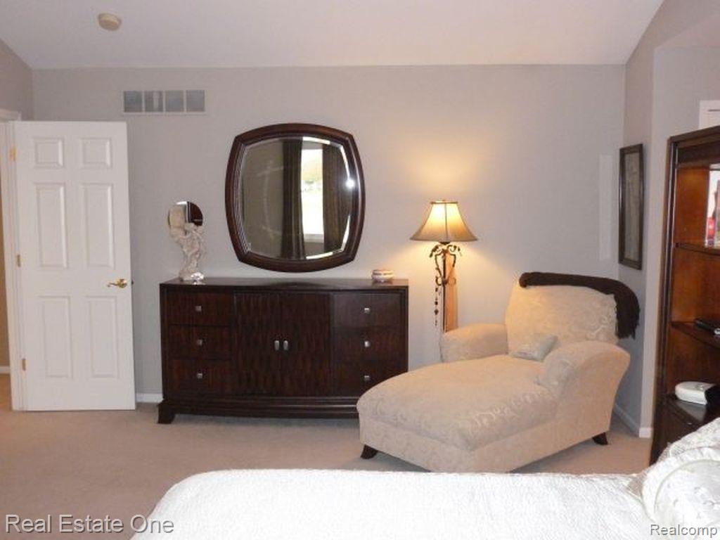 3875 Fawn Drive Rochester, MI 48306 - Photo 28 of 50 Master Bedroom