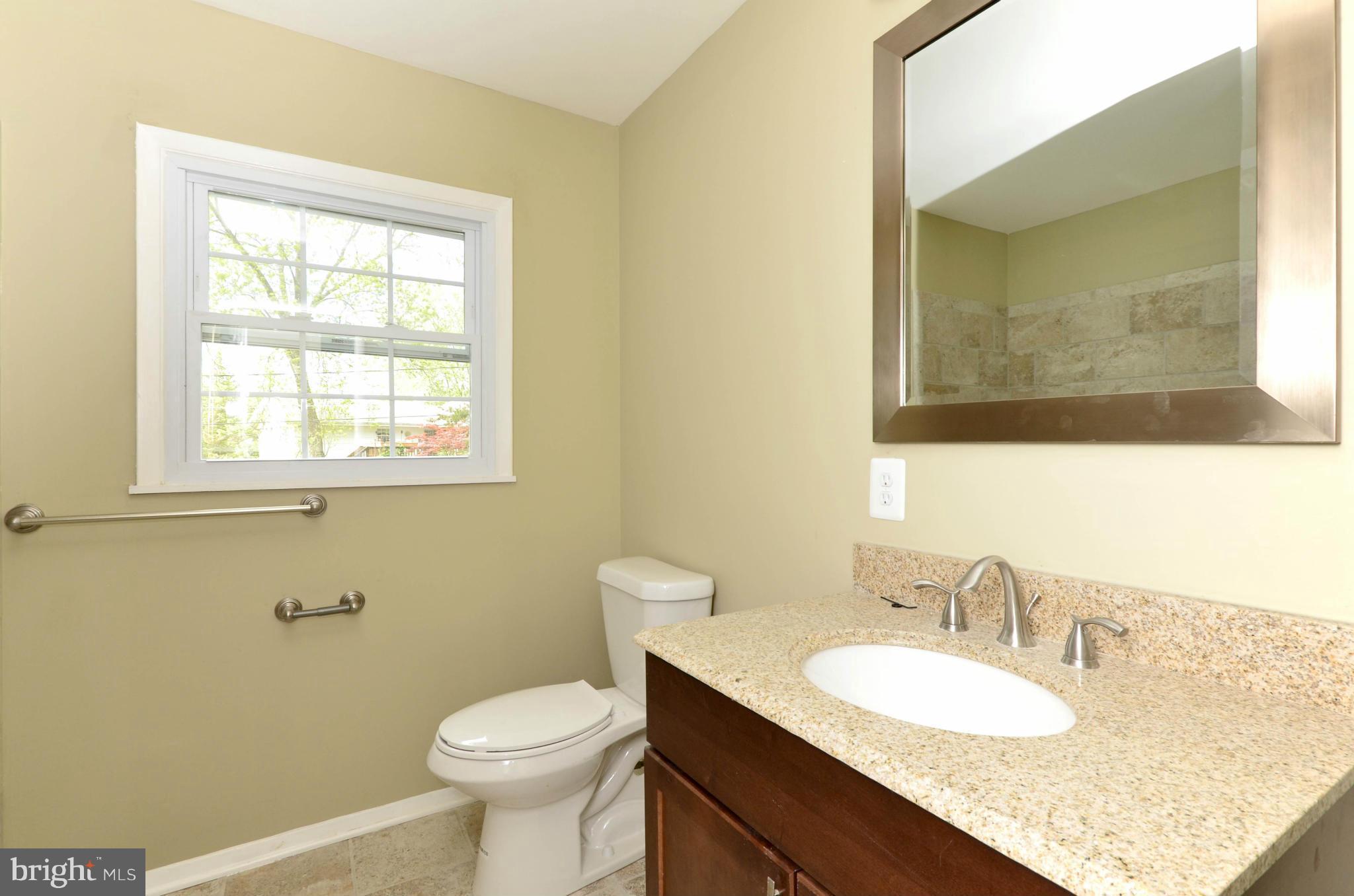 2517 Hanson Road Edgewood, MD 21040 - Photo 5 of 8 Bath
