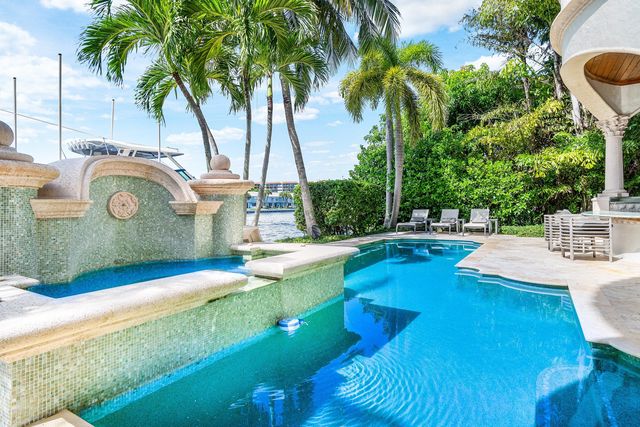 $10,250,000 | 4216 Intracoastal Drive, Highland Beach, FL 33487