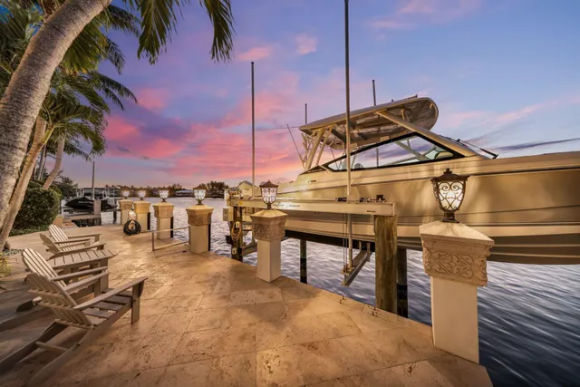 $9,975,000 | 4216 Intracoastal Drive, Highland Beach, FL 33487