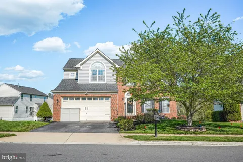 $799,900 | 16512 Boatswain Circle, Woodbridge, VA 22191