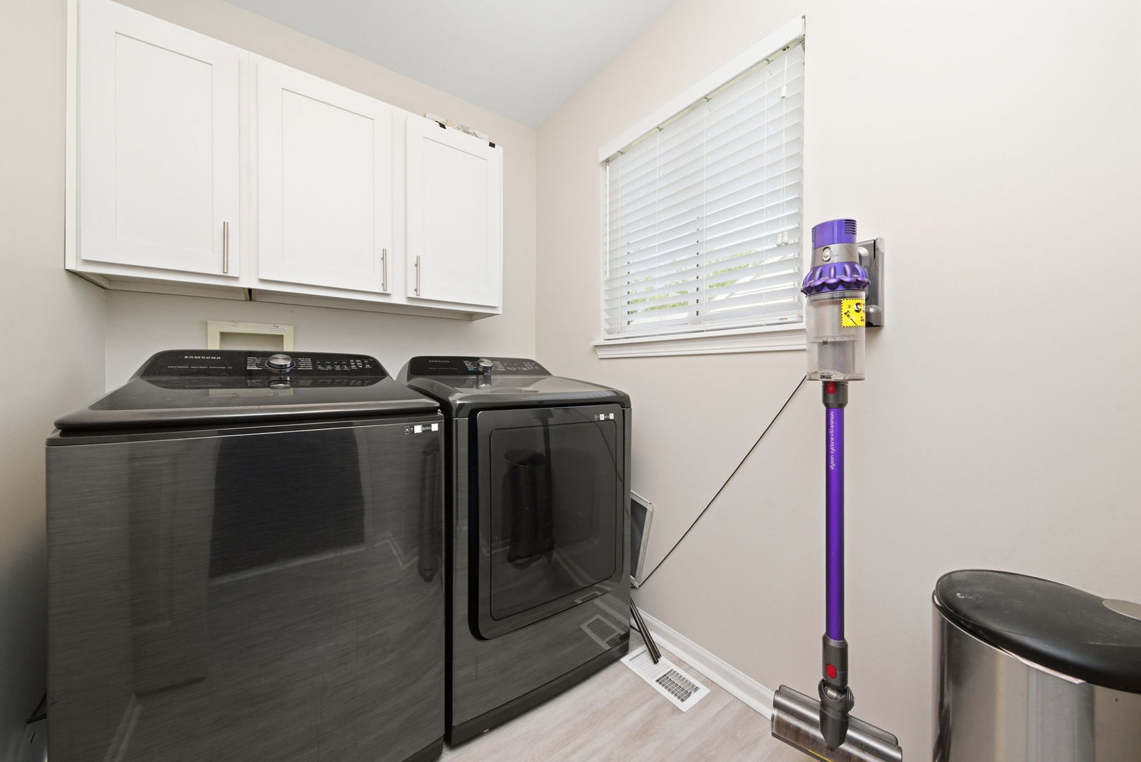 3417 Mustang Road Joliet, IL 60435 - Photo 12 of 30